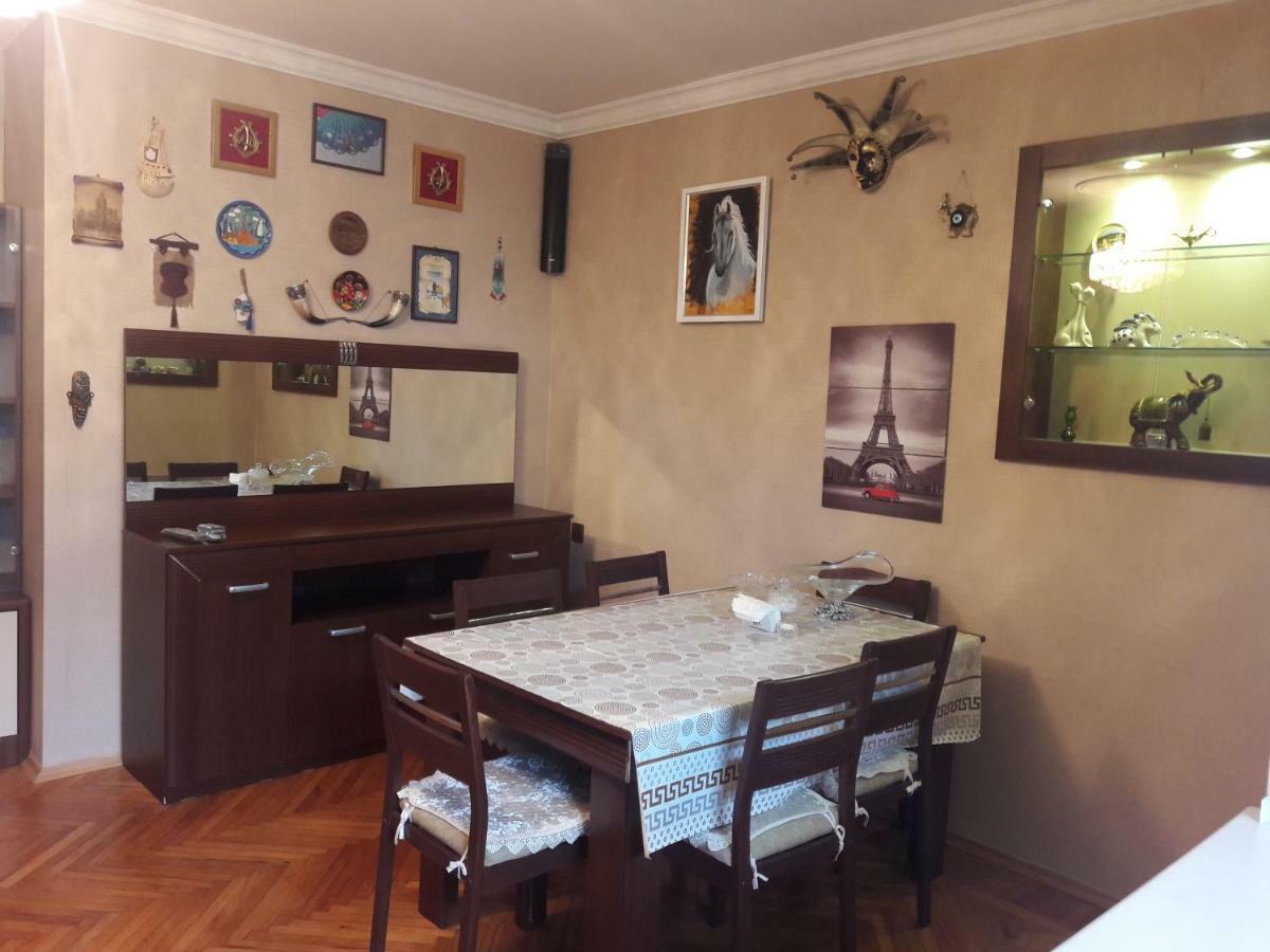 Comfortable, Close Center Баку Екстер'єр фото